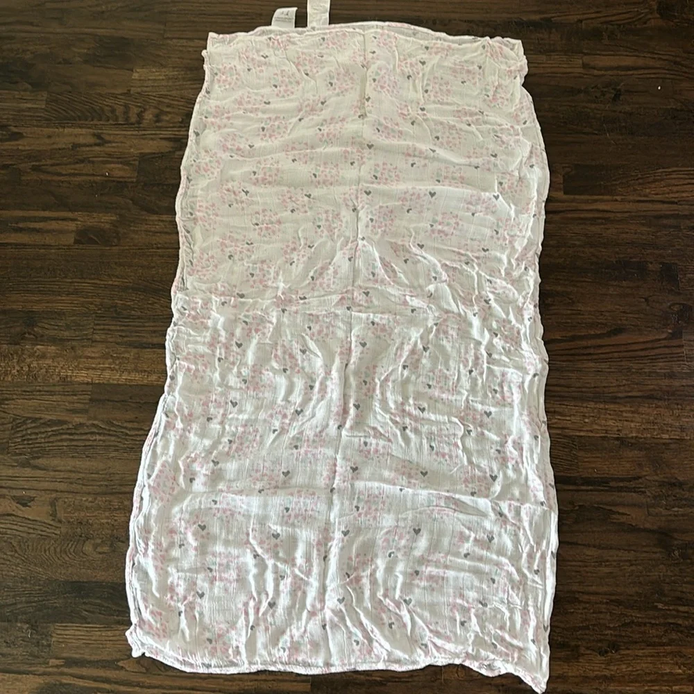 aden + anais soft white